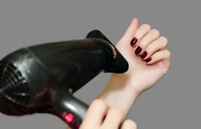 quick-drying nail polish